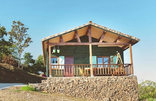 Cañamero Casa | Homerez - Casa acogedora en Cañamero con piscina