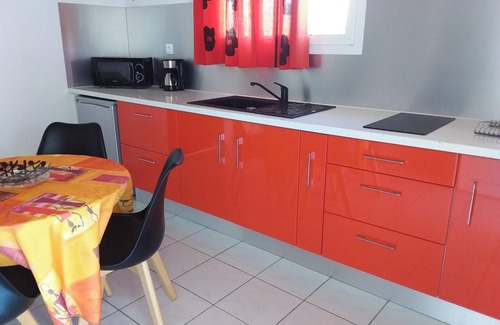 Damencourt Casa | Homerez - Casa acogedora en Le Moule con piscina compartida