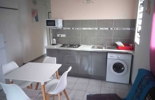 Ducos Apartamento | Homerez - Cozy Apartment in Ducos