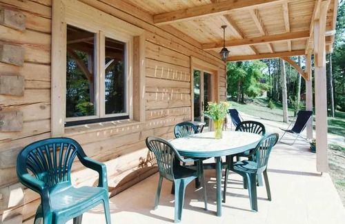 Sarlat-la-Caneda Chalet De Esquí | Homerez - Cabaña cerca de Sarlat