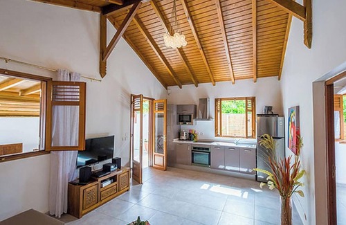 Anse-Bertrand Casa | Homerez - Casa acogedora con piscina en Anse-Bertrand