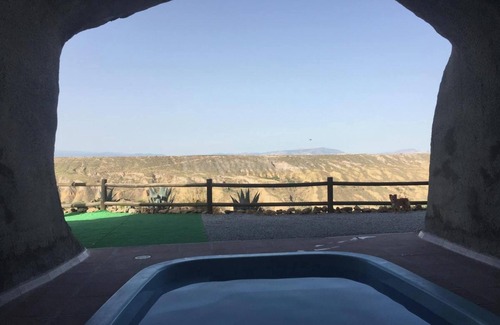 Gorafe Casa | Homerez - Casa acogedora en Gorafe con piscina abierta
