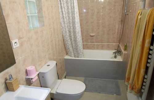 Saze Casa | Homerez - Cozy House in Saze with Spa and Enclosed Garden