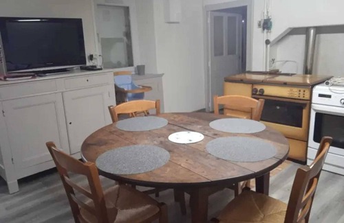 Chenerailles - Auzances - Bellegarde et Haut Pays Marchois Casa | Homerez - Casa cerca de Charron