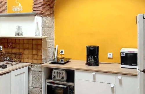 Villalier Casa | Homerez - Casa elegante en Villalier con Jardín y Jacuzzi