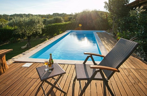 Camparca Villa | Homerez - Villa elegante en Carcavelos con piscina privada