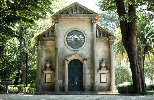 Basto Villa | Homerez - Elegante Villa en Basto con Piscina Privada
