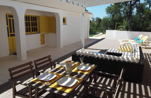 Albufeira Villa | Homerez - Villa elegante en Tunes con piscina privada