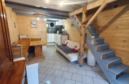 Ax-les-Thermes Chalet De Esquí | Homerez - Encantador Chalet en Ax-les-Thermes, piscina