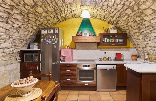 Castellbell I El Vilar Villa | Homerez - Villa en Castellbell i el Vilar