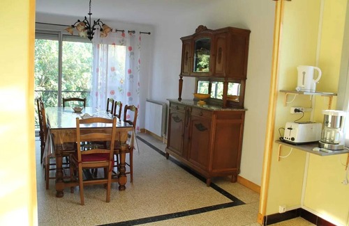 Meynes Casa | Homerez - Casa Familiar en Meynes con Jardín Privado