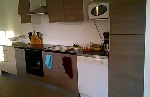 Pleherel-Plage-Vieux-Bourg Apartamento | Homerez - Apto. en Fréhel, jardín priv.