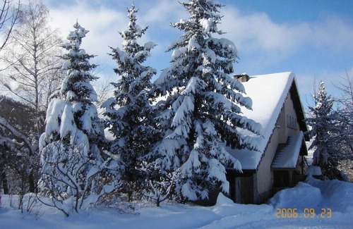 Saint-Leger-les-Melezes Casa | Homerez - Casa en Saint-Léger-les-Mélèzes