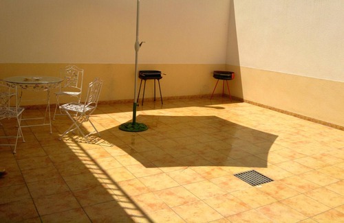Castellar de Santiago Casa | Homerez - Casa a 15 km de la playa para 8 pers. en Castellar de Santiago