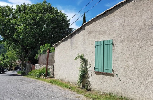Revest-des-Brousses Casa | Homerez - Casa en Revest-des-Brousses