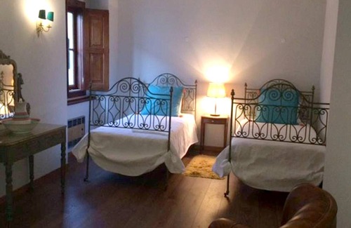 Fatauncos Casa | Homerez - House for 8 ppl. with shared pool, garden and terrace at Vouzela