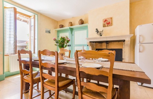 Eringes Casa | Homerez - Casa en Éringes, parking incluido