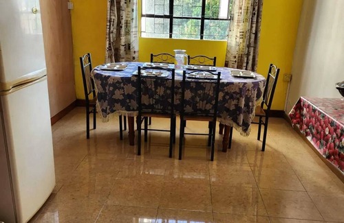 Candos Casa | Homerez - Casa encantadora en Bonne Terre con vista a la montaña