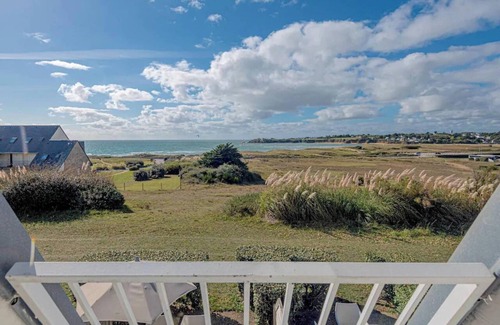 Guidel-Plages Casa | Homerez - Casa en Guidel, vista al mar
