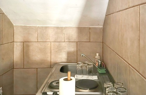 Kutina Casa | Homerez - Casa en Kutina con jardín