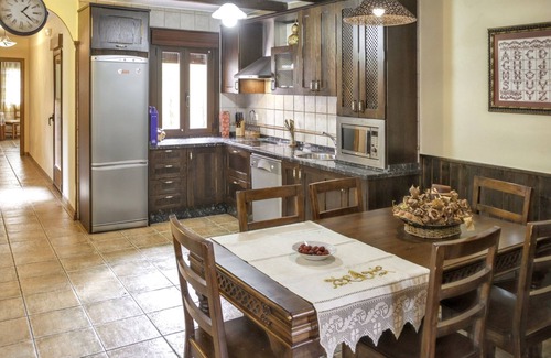 Sotoserrano Casa | Homerez - Casa cómoda en Sotoserrano con vistas a la montaña