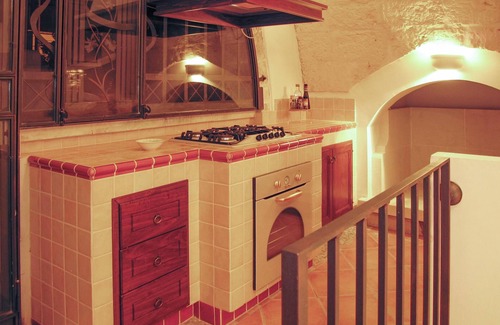 Surano Casa | Homerez - Casa en Surano - Chimenea, Jardín
