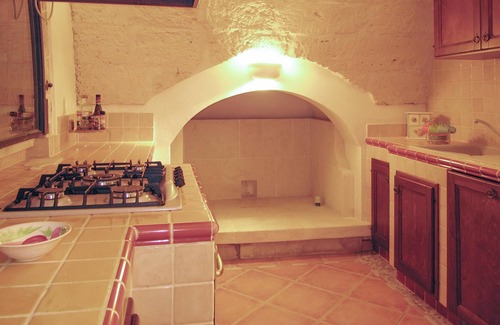 Surano Casa | Homerez - Casa en Surano - Chimenea, Jardín