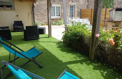 Reville Casa | Homerez - Casa con jardín en Réville