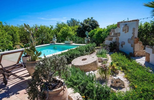 Avola Casa | Homerez - Casa con piscina y jacuzzi