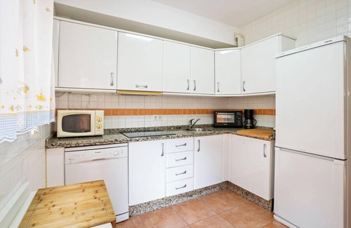 Lepe Casa | Homerez - Acogedora casa en Lepe con piscina compartida.