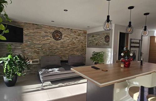Pasteur Apartamento | Homerez - Apartamento moderno en Niza