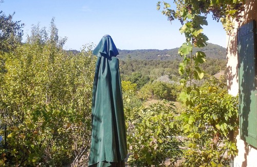 Revest-des-Brousses Casa | Homerez - Bonita casa para 4 pers. con jardín y terraza en Revest-des-Brousses