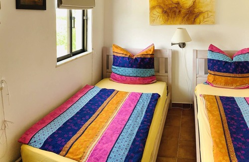 Vale de Covo Apartamento | Homerez - Nice apartment for 4 ppl. with shared pool and sea view at Carvoeiro