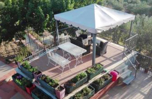 Lercara Friddi Apartamento | Homerez - Bonito apartamento para 4 pers. con terraza en Lercara Friddi