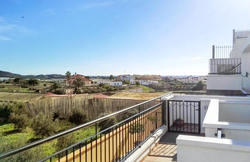 Palomares Apartamento | Homerez - Apartamento a 500 m de la playa para 4 pers. con piscina compartida