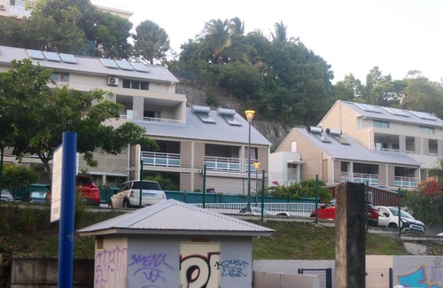 Perinet Apartamento | Homerez - Nice appartement 1 km away from the beach for 4 ppl. at Le Gosier