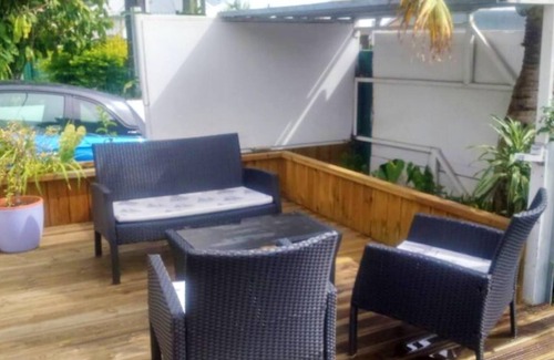 Sainte-Clotilde Casa | Homerez - Bonita casa para 5 pers. con jardín y terraza en Sainte-Clotilde