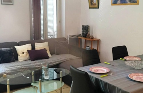 Cereste Casa | Homerez - Bonita casa para 8 pers. con terraza en Céreste