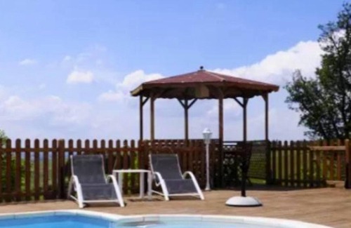 Latrape Casa | Homerez - Bonita casa para 5 pers. con piscina compartida y terraza en Latrape