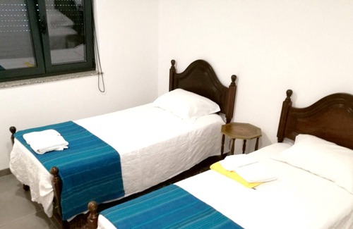 Valenca Casa | Homerez - Bonita casa para 5 pers. con terraza en Valença