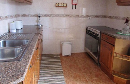 Sobral de Monte Agraco Casa | Homerez - House for 6 ppl. with garden and terrace at Sobral de Monte Agraço