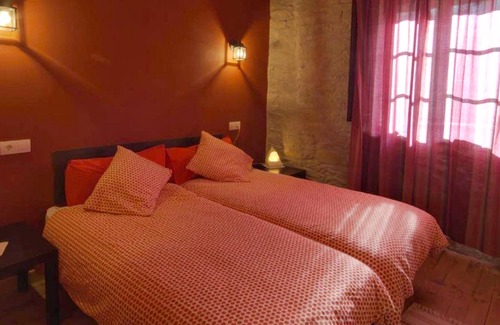 Mieres Casa | Homerez - Espectacular casa para 8 pers. con balcón en Mieres del Camino