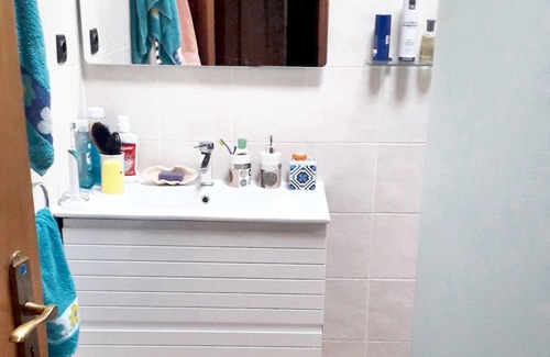 Porto de Mos Casa | Homerez - Spacious house for 6 ppl. with garden and terrace at Porto de Mós