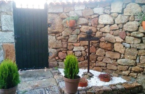 Meis Casa | Homerez - Espaciosa casa a 14 km de la playa para 6 pers. en A Sobreira