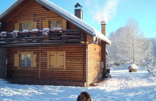 Lohovo Casa | Homerez - Casa espaciosa en Lohovo con Terraza