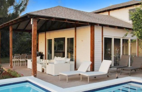 Hacienda De La Luna Villa | Homerez - Villa a 1 km de la playa para 8 pers. con piscina en Rio San Juan