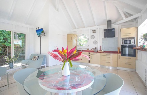 Le Robert Villa | Homerez - Espaciosa Villa en Hyacinthe