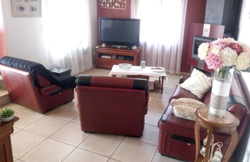 Ners Villa | Homerez - Spacious villa for 8 ppl. with swimming-pool and terrace at Ners