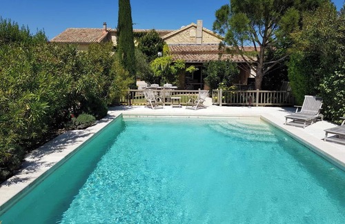 Seguret Villa | Homerez - Villa espaciosa en Séguret con piscina privada