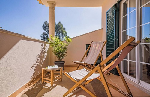Fornos Villa | Homerez - Villa espaciosa en Sesimbra con piscina privada abierta todo el año